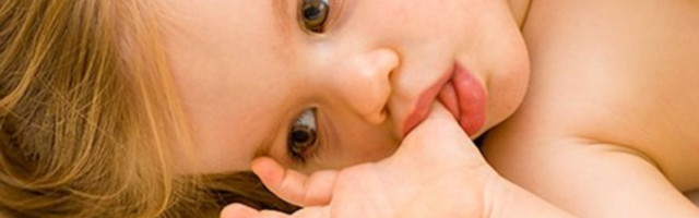 Efikasni načini odvikavanja deteta od sisanja palca