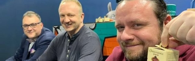 MARINIKINI I ĐILASOVI LJUDI VIDOJKOVIĆ I KULAŠIN IZDALI SRAMOTNO SAOPŠTENJE! Ovako su pokušali da opravdaju najgnusnije uvrede majci predsednika Srbije!