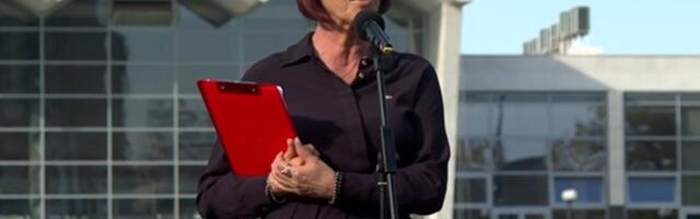 Paunović poručila mladima: Ostanite u ovoj zemlji, jer ovo sunce nigde više ovako ne greje (VIDEO)