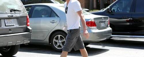 Glumac je imao samo 18 godina kada se zaljubio u 44-godišnju majku troje dece: Optužila ga je za porodočno nasilje, a onda je usledio šok potez