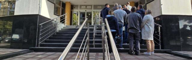 Dečak K.K. koji je počinio masovno ubistvo u OŠ „Vladislav Ribnikar“ danas svedoči protiv svojih roditelja