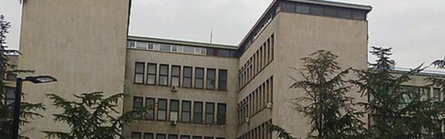 МУП: Радимо на идентификацији особа које су исписале графите на Хемијском факултету