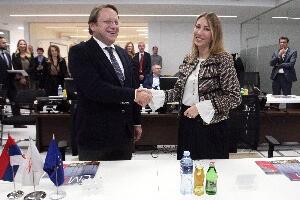 Србија прошлог мeсeца платила око 40 милиона eвра за увоз струјe