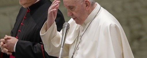 Papa smenio poljskog biskupa optuženog za prikrivanje seksualnog zlostavljanja