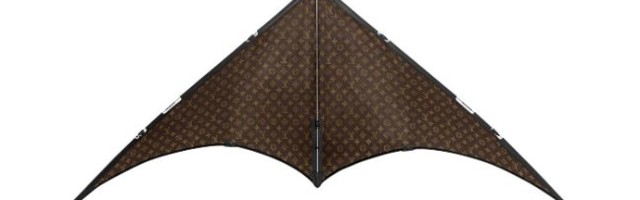 Louis Vuitton predstavlja zmaja od 10.400 dolara