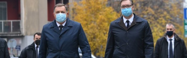 VUČIĆ I DODIK SUTRA NA TORLAKU! Predsednik Srbije uručuje vakcine za građane Republike Srpske!