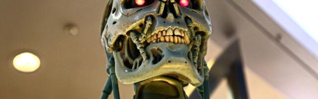 'Kumovi veštačke integligencije' upozoravaju na mračnu budućnost koja nas očekuje