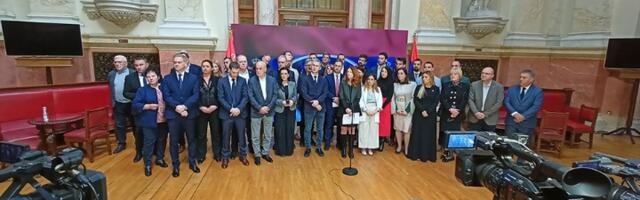 Konsultacije o premijeru: IDE LI OPOZICIJA ZA STO SA VUČIĆEM?