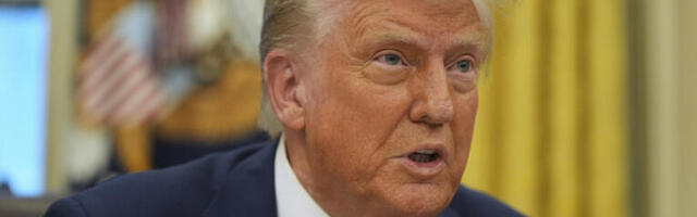 RAMPA ZA NOVINARE: Tramp menja taktiku, ovo se nikom neće dopasti