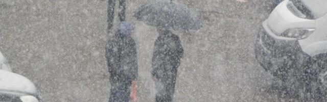 Ovde je trenutno -11 stepeni! Sneg nastavlja da pada širom Srbije, oglasio se RHMZ sa najnovijom prognozom