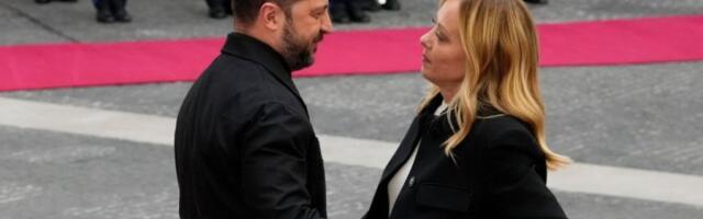 PRED KAMEROM ZAGRLJAJ, A IZA KULISA: Meloni zaledila Zelenskog porukom: " Vreme je za bolne ustupke"