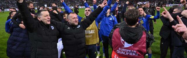 Halid Bešlić "odzvanja" Zenicom, stihovima čuvenog pevača BiH slavi plasman na Svetsko prvenstvo