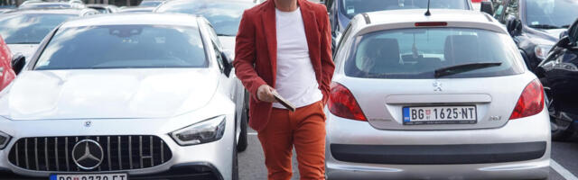 SVI BRUJE O OVOM SUSRETU NA POPULARNOM SAMITU! Srbin PAO U ZAGRLJAJ rođaki prinčeva, slika odjeknula