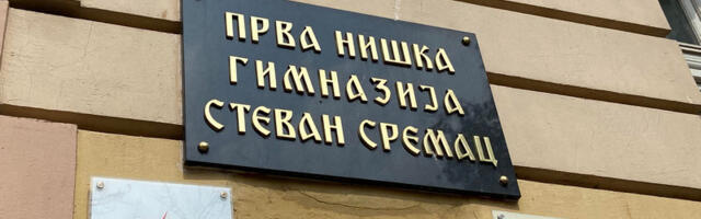 Kolektiv Gimnazije najoštrije osuđuje razrešenje direkorke Vere Dujaković
