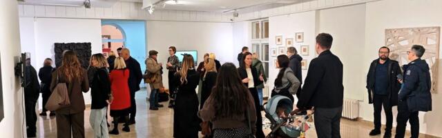 Umetnička galerija “Nadežda Petrović“ deo regionalne izložbe “4×4 umetnice“ otvorene u Zrenjaninu