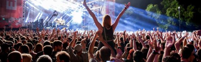 SKANDAL! Prodali firmu Ustašama, pa veličaju Tompsona: Ko zapravo stoji iza prodaje karata za EXIT Festival?