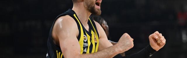 MARKO GUDURIĆ UPUTIO DIRLJIVU PORUKU BIVŠEM ASU PARTIZANA: Brate moj, hvala ti za svaku čašu vina, kaficu i kiselu! Postao sam bolji čovek uz tebe!