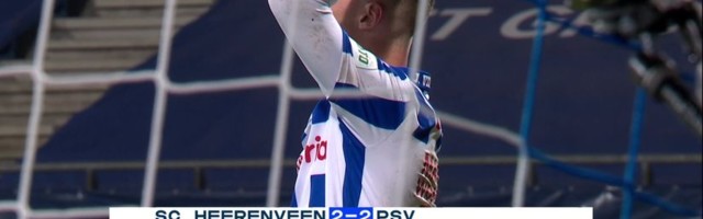 Proključalo u Holandiji: PSV do 2:2 u 90+2, Herenevenu sviran penal u 90+5 zbog ruke, VAR poništio odluku, igrači poludeli (VIDEO)
