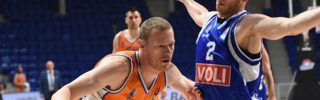 Neka ih se 200 poena ponovo plaši