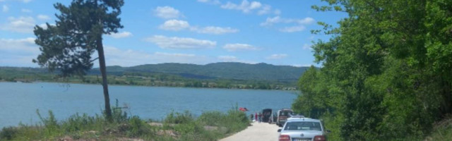 Kraj potrage: Iz Gružanskog jezera izvučeno telo utopljene devojke