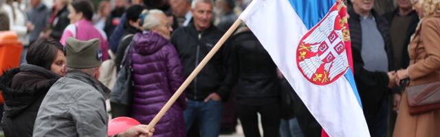 SNS u Kragujevcu poziva penzionere da u Domu penzionera preuzmu pakete pomoći