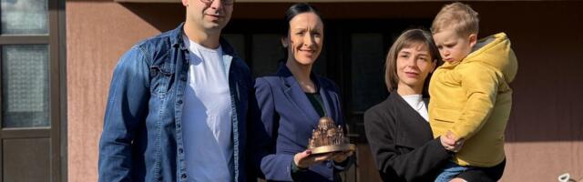 Žarić Kovačević u Bajinoj Bašti: Podrška države porodicama koje rešavaju stambeno pitanje