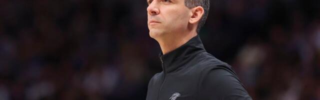 Skandalozna izjava trenera Oklahome nakon nasrtaja na Jokića: Ako je ovo opasna igra... /VIDEO/