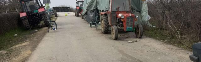 Deseti dan blokade puta u Resniku