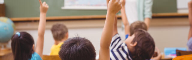 Strava i užas u Vašingtonu: Učiteljica u osnovnoj školi uhapšena zbog silovanja učenice u učionici