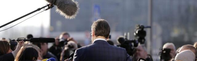 Ne liči li vam naš predsednik u ponašanju na Donalda Trampa?