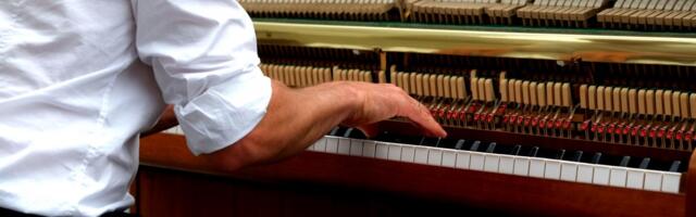 Pijanista Denis Macujev sutra sa Simfonijskim orkestrom RTS u Kolarcu