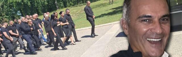 Uz ovu muziku je Baja ispraćen na večni počinak! Ovaj instrument nikada niste videli na sahranama