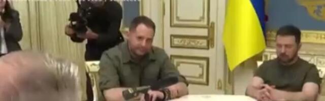 "RUSI UMIRU, NIKADA BOLJE NISMO KORISTILI NOVAC"! Američki senator se sastao sa Zelenskim, njegove reči izazvale bes u Rusiji (VIDEO)