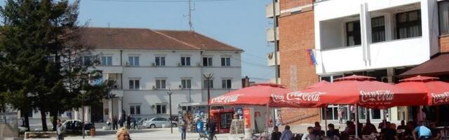 Pritvor od 30 dana za muškarca koji je napao suprugu i povredio je