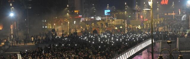 "Vučić gubi tlo pod nogama, a ne studenti"