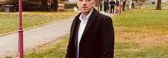 SEO ZDRAV I PRAV KOD ZUBARA, A IZAŠAO U KOMI! Sestra Slobodana (37) iz Valjeva opisala 23 dana agonije od "LAKOG ZAHVATA" do OTKAZIVANJA ORGANA I SMRTI! (FOTO)