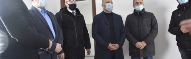 NAPAD JE POKUŠAJ NOVOG ZASTRAŠIVANJA SRBA! Srpska lista osudila incident u Gračanici!