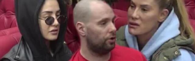 ANĐELA IZIGRANA, ZVEZDAN I ANA DOGOVORILI POMIRENJE: Ćurčićeva sve priznala drugarici, ovo je njihova najveća tajna!