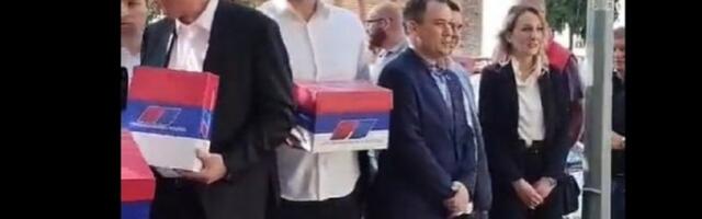 Mačvane, vrati pare!