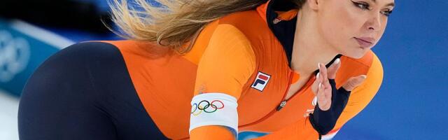 Zašto "zlatna" Holanđanka otkopčava odelo posle svake trke - tajna je u grudnjaku