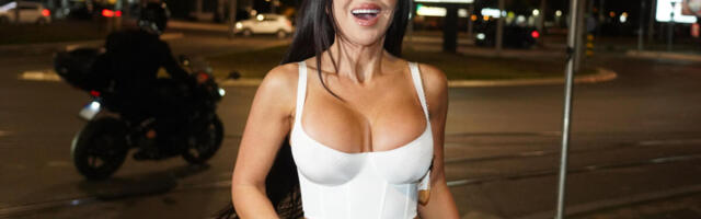 VRELI KADROVI SRPSKE STARLETE SKAMENILI MUŠKI ROD! Stanija provocira pred ulazak u "Elitu 9", GRUDI SAMO ŠTO NE...