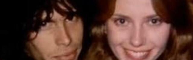 Čuveni pevač usvojio devojčicu pa joj maloletnoj napravio dete: Naterao je da abortira, uništio joj život, o tome je samo jednom govorio