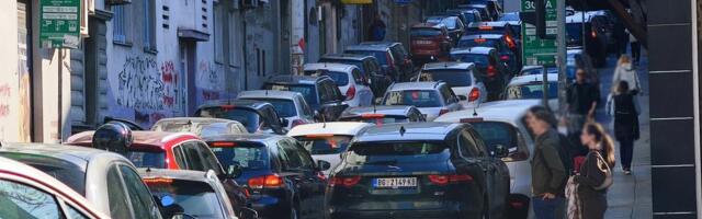 PUTEVI SRBIJE: Oprez vozači, očekuje se pojačan intenzitet saobraćaja zbog Đurđevdana