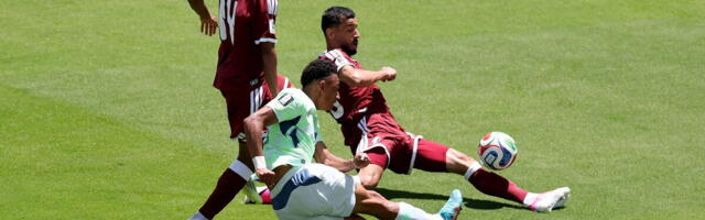FIFA SE HITNO OGLASILA POSLE VELIKOG SKANDALA NA MUNDIJALU! Navijači su BESNI, zbog gola Švajcaraca je nastao opšti HAOS! Ništa se nije videlo u prenosu...
