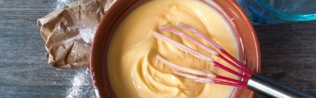 Najbolji brzinski kolač sa pudingom i voćem -  ne peče se, a gotov je za 10 minuta