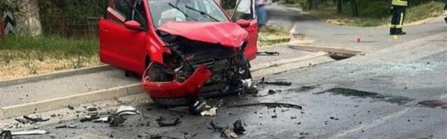 POVREĐENO ŠEST OSOBA U TEŠKOM UDESU! Policija na licu mesta!