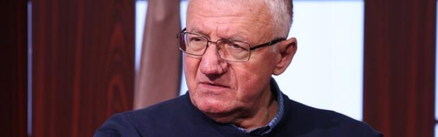 Burno u studiju: Šešelj objasnio voditelju zašto su nestali dinosaurusi - Ostojić morao da reaguje (VIDEO)