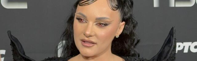 OVO JE MUŽ MIRNE RADULOVIĆ: Zgodni MMA borac se nije odvajao od nje na PZE! (VIDEO)