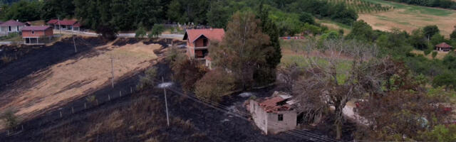 Selo u plamenu za nekoliko sati: „Varnice su nosile sve pred sobom“