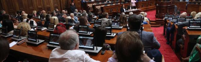 Nastavak Skupštine: Prvo pitanja za Vladu, a onda o amandmanima